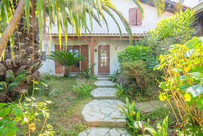 propriété avec Chambres d’hôtes à vendre à Anglet, Côte basque, à 4 km des plages