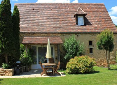 une des maisons de la Propriété avec gîtes à vendre aux Eyzies- de-Tayac-Sireuil en Périgord