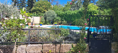 piscine de la Propriété avec gîte à vendre au coeur de l'Entre-Deux-Mers