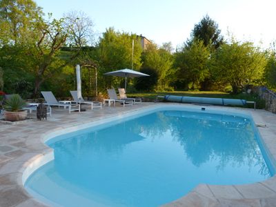 piscine des Chambres d'hôtes et gîte à vendre à Montbellet entre Mâcon et Tournus en Saône-et-Loire