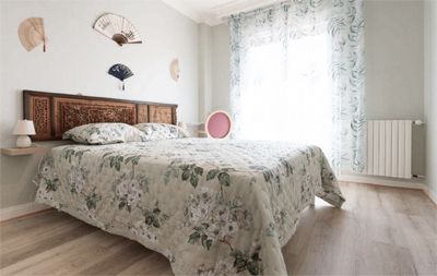 une des chambre d'hôtes à vendre à Paray-le-Monial en Saône-et-Loire