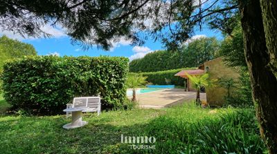 piscine de la Propriété à vendre avec gîtes à Beaugency Loiret