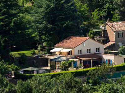 Propriété avec Gîte à vendre près Ales