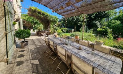 terrasse des Chambres d’hôtes à vendre L’Isle-sur-la-Sorgues en Luberon