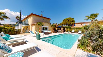 piscine des Chambres d’hôtes à vendre à St Aygulf dans le Var