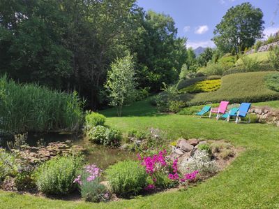 jardin des Chambres d'hôtes à vendre à St Michel de Chaillol en Hautes-Alpes