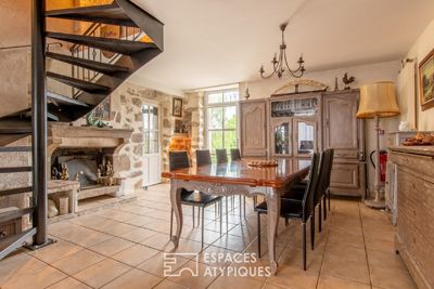 salle à manger des Gîte et chambres d'hôtes à vendre à Tiffauges en Vendée